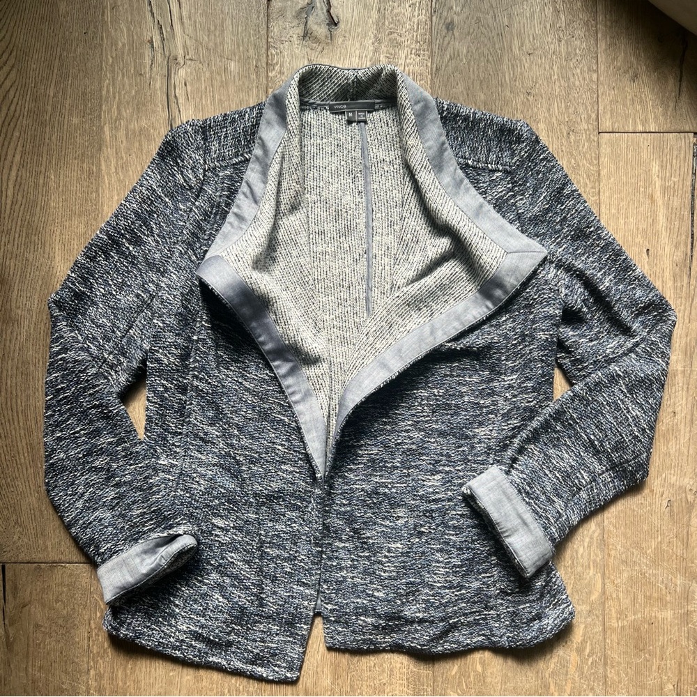 Vince Stylish Gray Women's Sweater